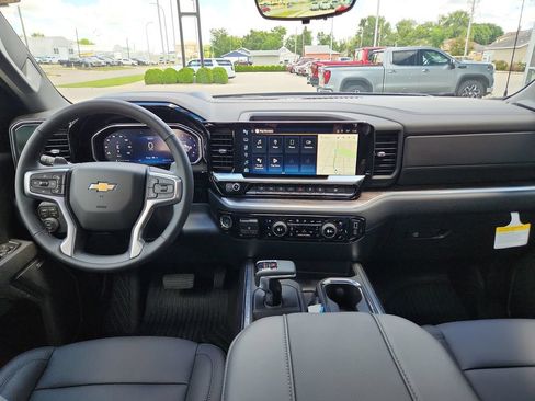 New 2026 Chevrolet Silverado 1500 LTZ w/ LTZ Premium Package AWD/4WD image 14