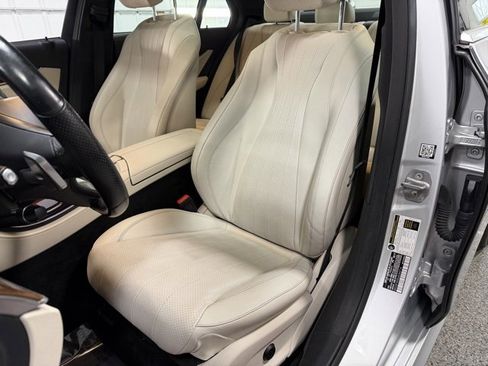 Used 2018 Mercedes-Benz E 300 4MATIC image 23