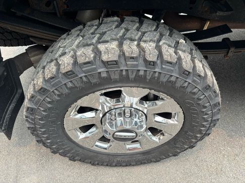 Used 2019 Ford F350 Lariat w/ Lariat Ultimate Package AWD/4WD image 15