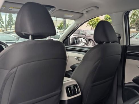 Certified 2024 Hyundai Tucson SEL FWD image 18