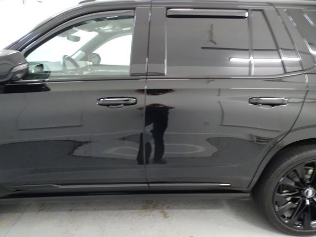 Certified 2026 Cadillac Escalade Platinum Sport AWD/4WD image 22