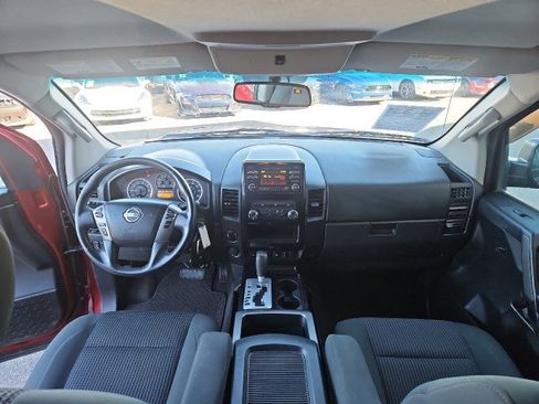 Used 2014 Nissan Titan SV w/ SV Value Truck Package image 18