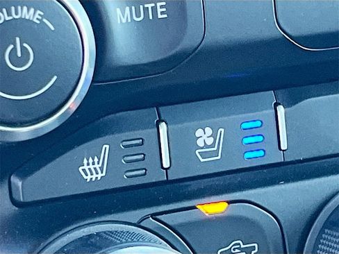 Used 2022 RAM 2500 Power Wagon w/ Level 2 Equipment Group image 20