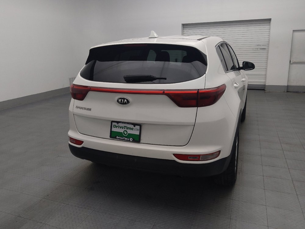 Used 2017 Kia Sportage LX AWD/4WD image 7