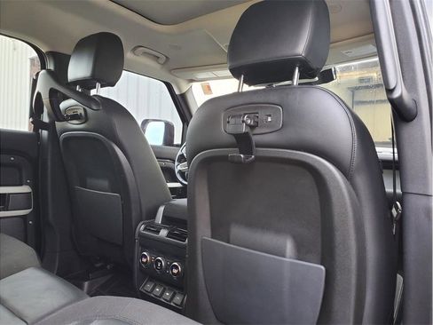 Used 2020 Land Rover Defender 110 SE AWD/4WD image 53