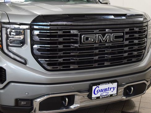Used 2024 GMC Sierra 1500 Denali Ultimate AWD/4WD image 13