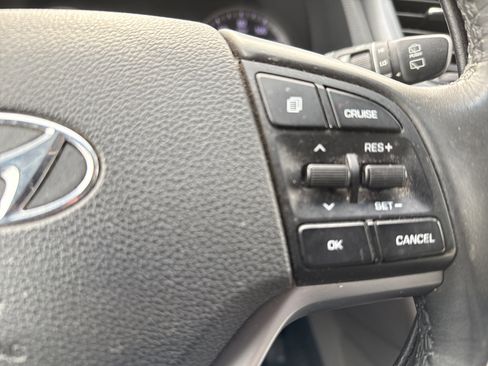 Used 2018 Hyundai Tucson Sport image 19