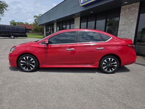 Used 2019 Nissan Sentra SR Turbo FWD image 8