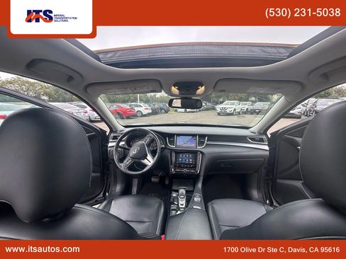 Used 2019 INFINITI QX50 Essential w/ Premium Audio Package image 17