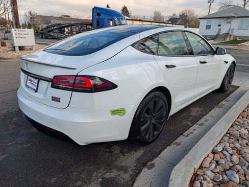 Used 2022 Tesla Model S Plaid image 4