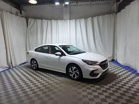 Certified 2025 Subaru Legacy Premium AWD/4WD image 2