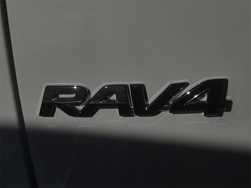 Certified 2025 Toyota RAV4 LE image 24