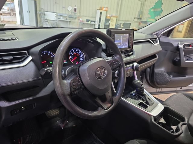 Used 2019 Toyota RAV4 XLE w/ All Weather Liner Package AWD/4WD image 17