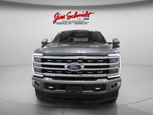 Used 2024 Ford F250 Platinum AWD/4WD image 3