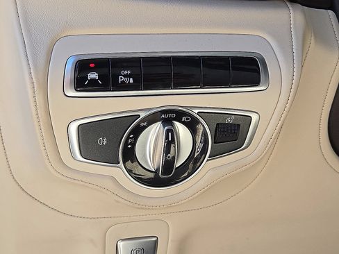 Used 2023 Mercedes-Benz G 550 image 25