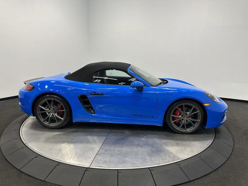 Certified 2025 Porsche 718 Boxster S RWD image 8