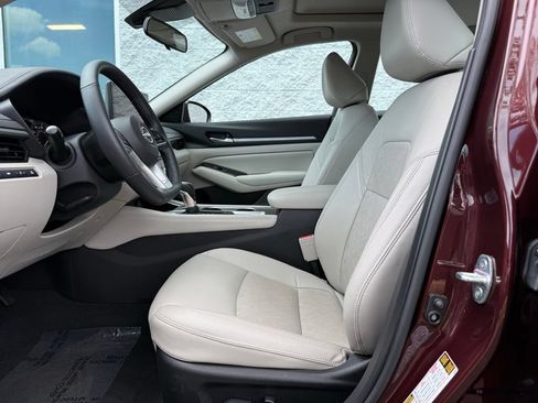 Used 2024 Nissan Altima 2.5 SL AWD/4WD image 15