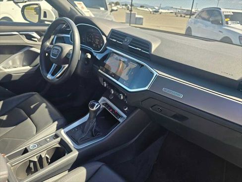 Used 2024 Audi Q3 2.0T Premium Plus w/ Premium Plus Package image 12