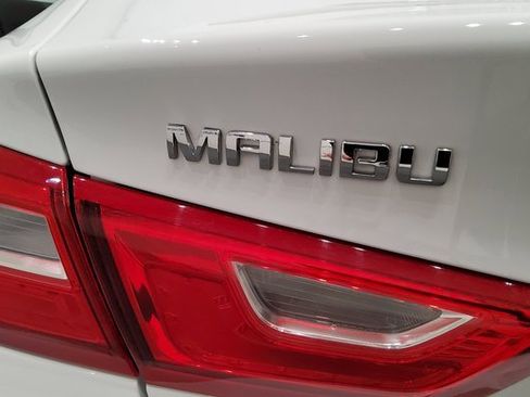 Used 2024 Chevrolet Malibu LT image 43