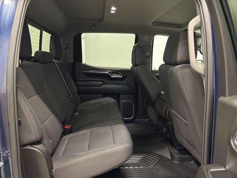 Used 2023 Chevrolet Silverado 1500 LT AWD/4WD image 37