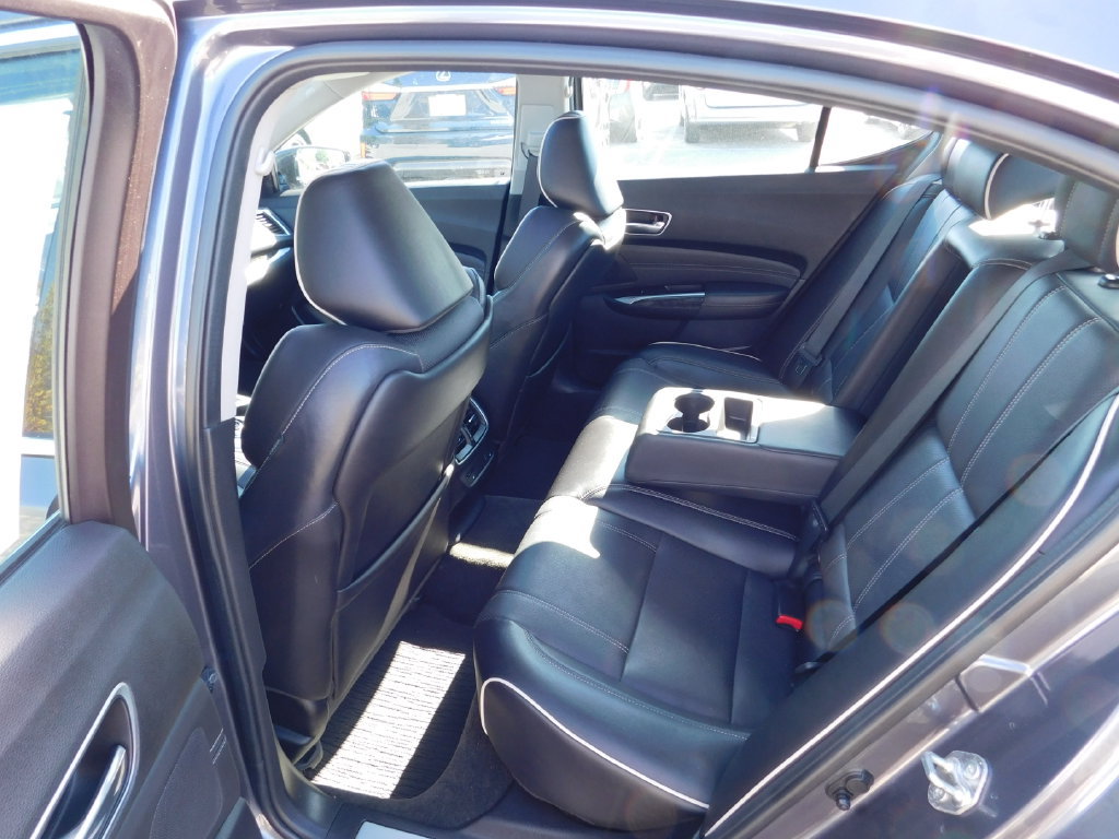 Used 2018 Acura TLX w/ Advance Package AWD/4WD image 13
