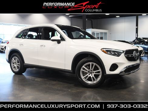 Used 2023 Mercedes-Benz GLC 300 4MATIC image 1