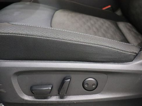 Used 2024 Nissan Pathfinder SV image 20