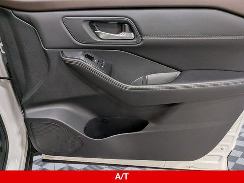 Used 2023 Nissan Rogue SV w/ SV Premium B Package AWD/4WD image 33