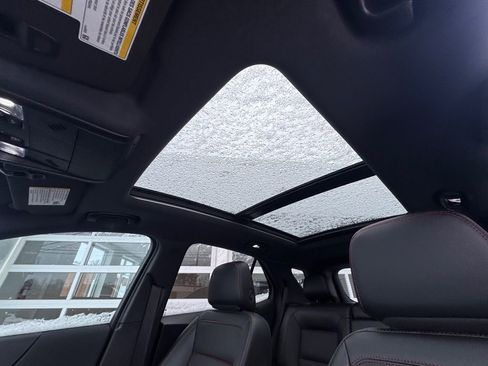 Used 2024 Chevrolet Equinox RS w/ RS Leather Package image 19