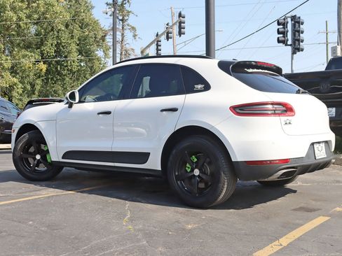 Used 2018 Porsche Macan Sport Edition AWD/4WD image 10