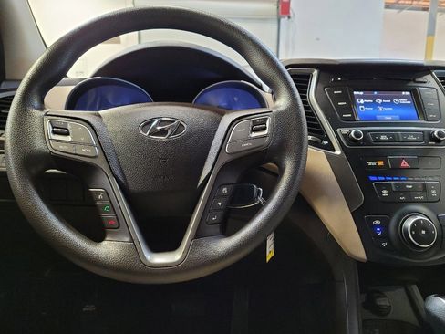 Used 2017 Hyundai Santa Fe Sport image 22