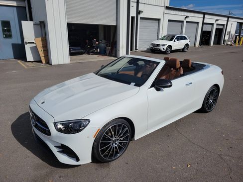 Used 2023 Mercedes-Benz E 450 Cabriolet image 32