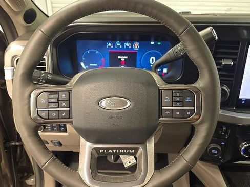 Used 2026 Ford F450 Platinum AWD/4WD image 7