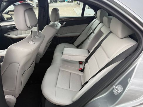 Used 2011 Mercedes-Benz E 350 Sedan image 10