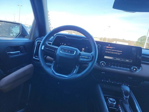 New 2026 GMC Canyon AT4 w/ Technology Plus Package image 9