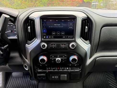 Used 2021 GMC Sierra 1500 Elevation AWD/4WD image 23