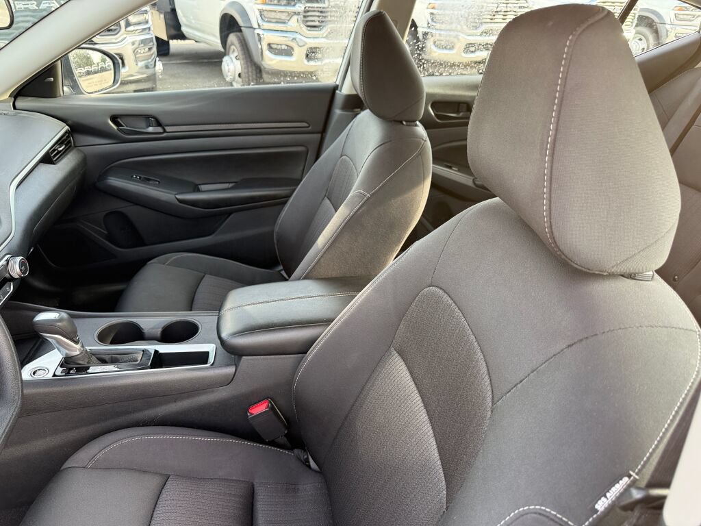 Used 2024 Nissan Altima 2.5 S FWD image 20