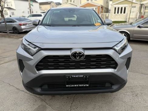 Certified 2024 Toyota RAV4 LE AWD/4WD image 7