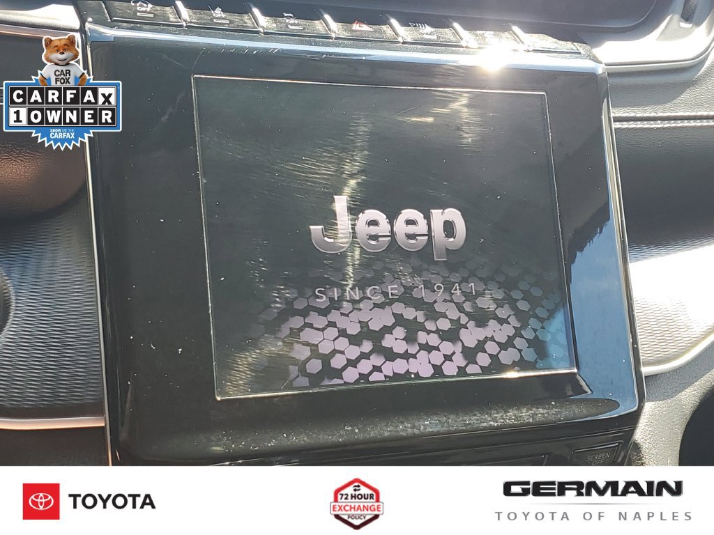 Used 2024 Jeep Grand Cherokee Laredo RWD image 31