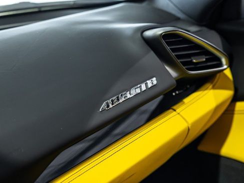 Used 2016 Ferrari 488 GTB RWD image 44