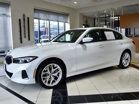 Used 2025 BMW 330i xDrive Sedan image 3