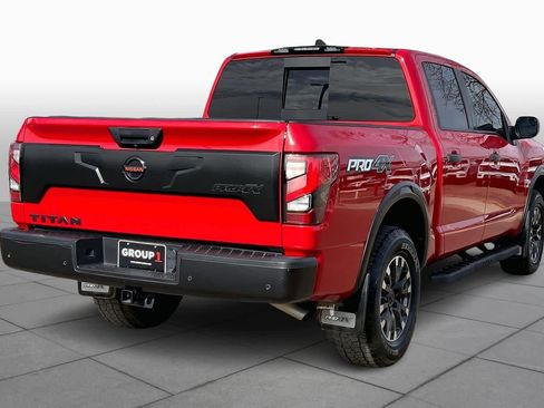 Used 2022 Nissan Titan PRO-4X w/ Pro-4x Convenience Package image 13