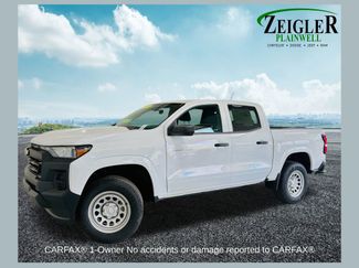 Used 2023 Chevrolet Colorado W/T video 1