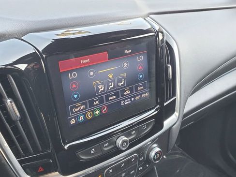 Certified 2023 Chevrolet Traverse LT FWD image 31
