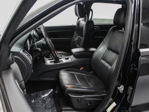 Used 2020 Jeep Grand Cherokee Limited w/ Luxury Group II AWD/4WD image 13