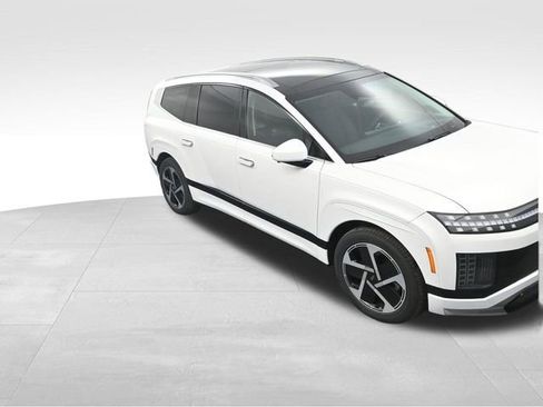 New 2026 Hyundai Ioniq 9 Calligraphy image 24