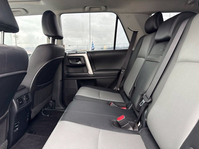 Used 2017 Toyota 4Runner SR5 Premium AWD/4WD image 22