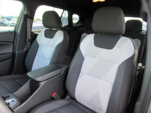 Certified 2024 Chevrolet Trax RS w/ Driver Confidence Package image 22