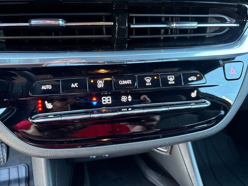 New 2026 Buick Envista Avenir image 22