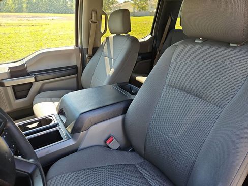 Used 2015 Ford F150 XLT w/ Trailer Tow Package image 11